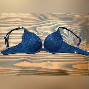 Victoria's Secret Blue Lace Bra with Underwire Support